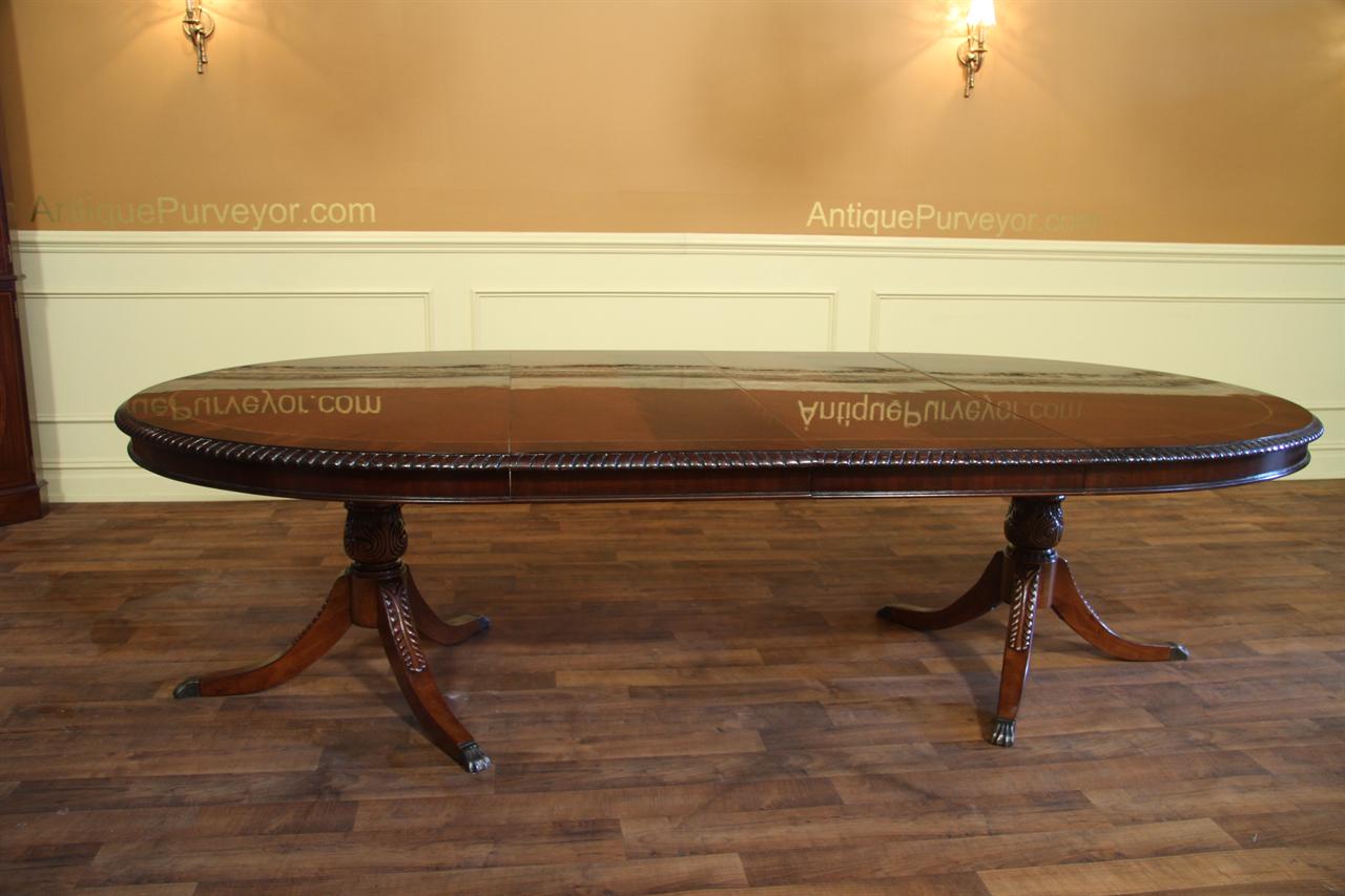 Mahogany wood oval dining table