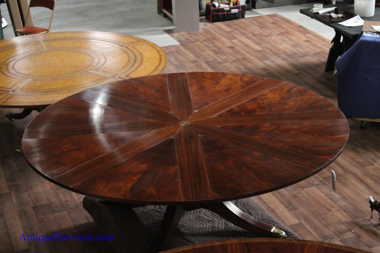 Pre-owned Baker Table | Stately Homes Collection by Baker Furniture