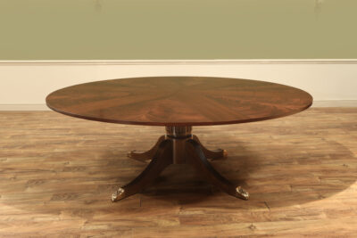 Expandable round dining table for seating 6-10 people