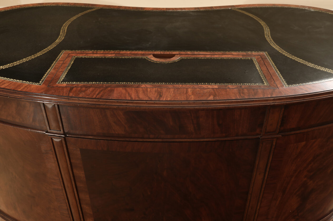 Kidney Shaped Desk with Optional Monitor Lift - Image 7