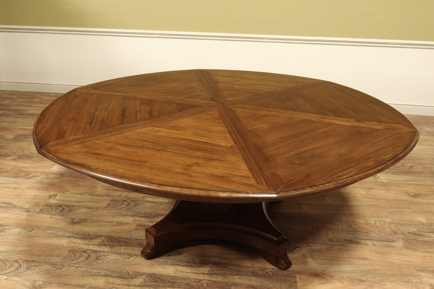 82-100 Country Farm Jupe Table on Single Solid Turned Column Pedestal - Image 10
