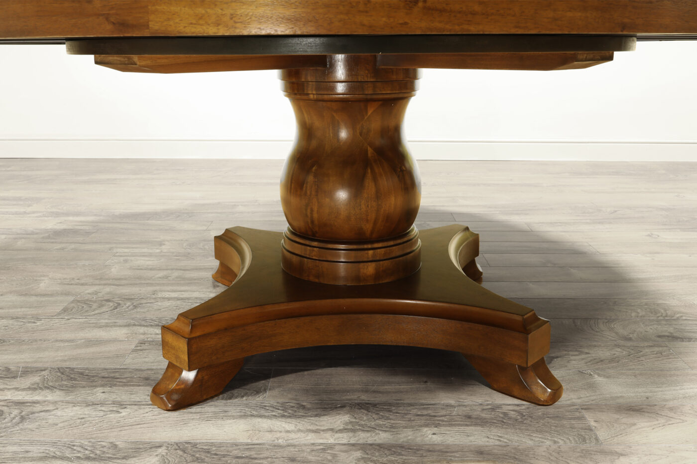 82-100 Country Farm Jupe Table on Single Solid Turned Column Pedestal - Image 13