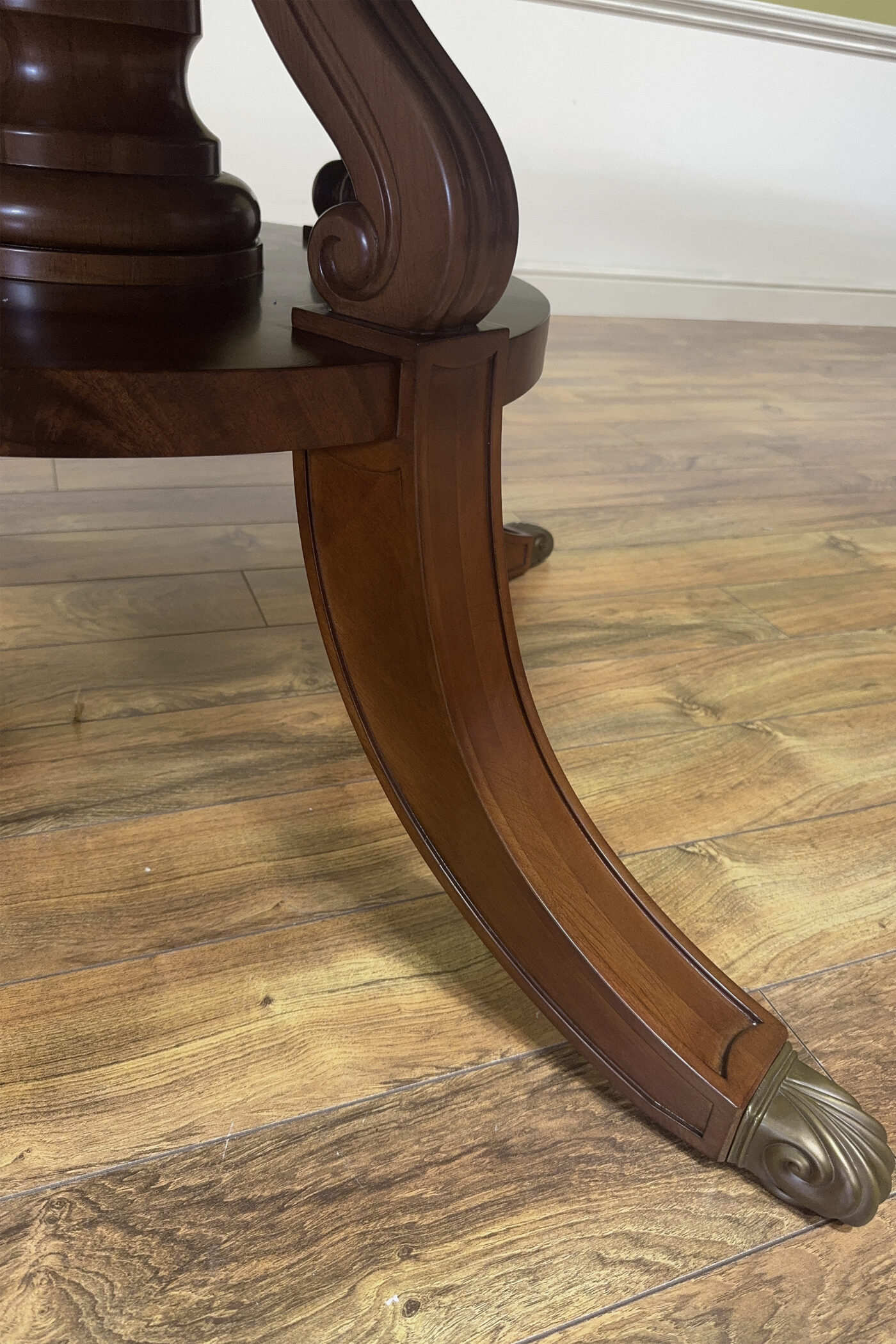 90" Round Mahogany Dining Table for Seating 10-12 People BROWN finish - Image 12