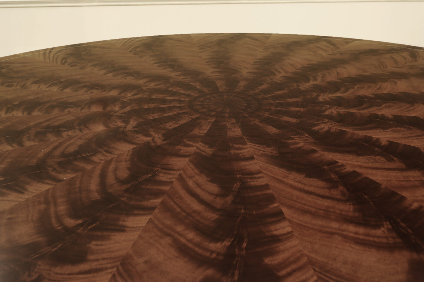 90" Round Mahogany Dining Table for Seating 10-12 People BROWN finish - Image 7
